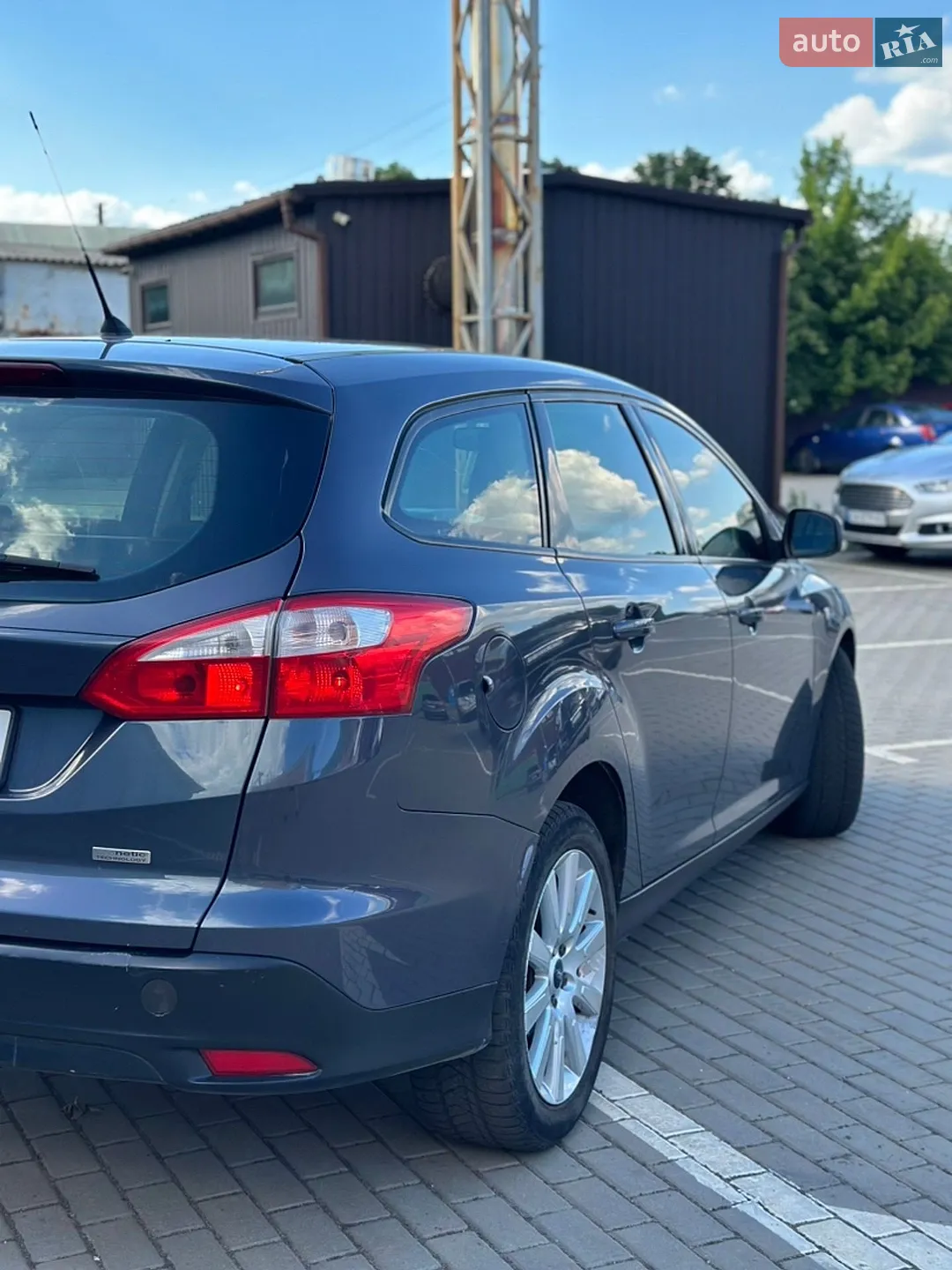 2011 Ford Focus - мініатюра 8