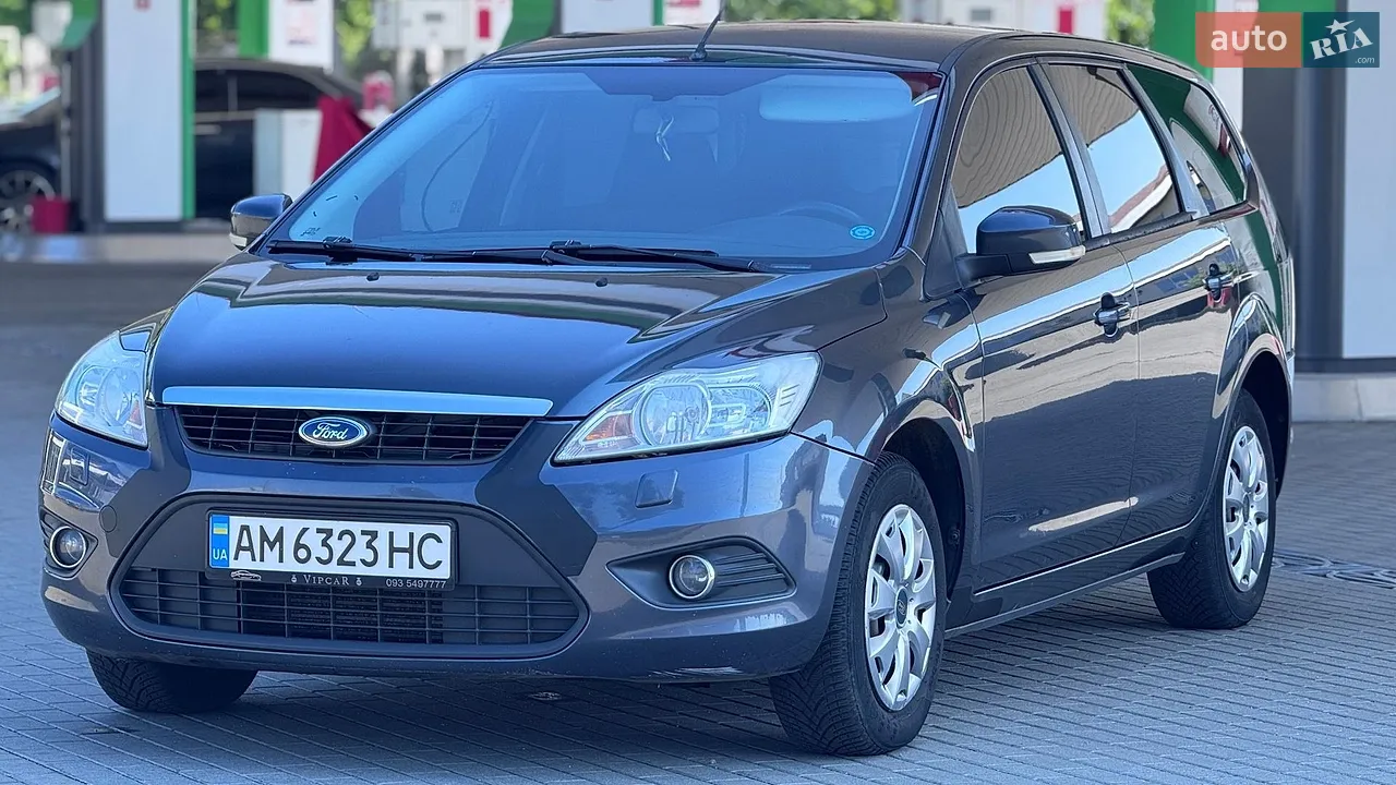 2010 Ford Focus - мініатюра 18