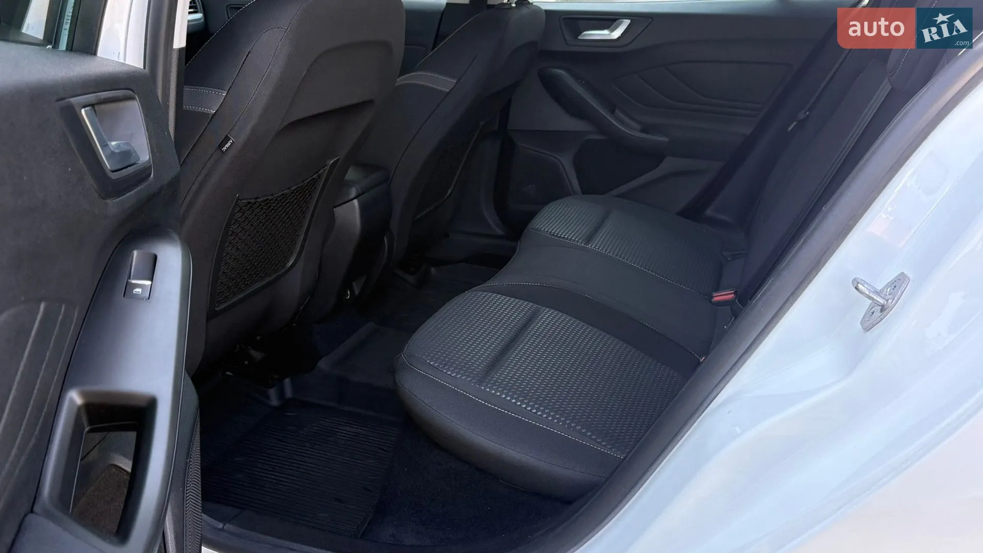 2020 Ford Focus - мініатюра 11