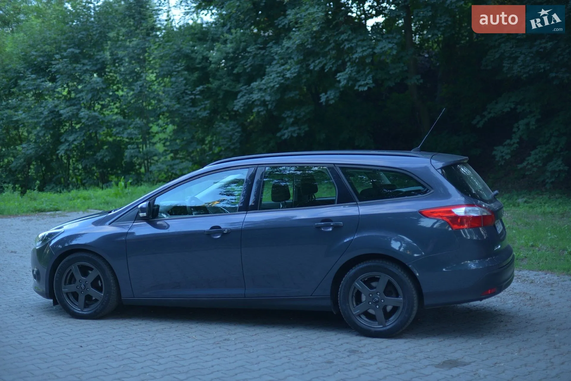 2012 Ford Focus - мініатюра 12