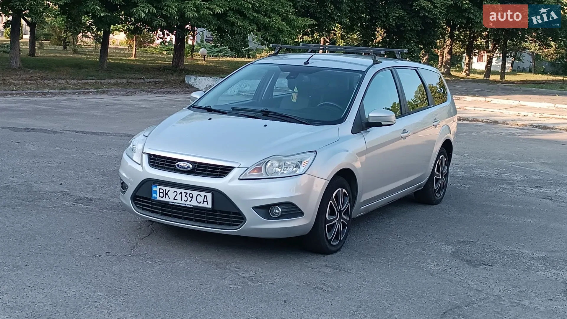 2010 Ford Focus - мініатюра 8