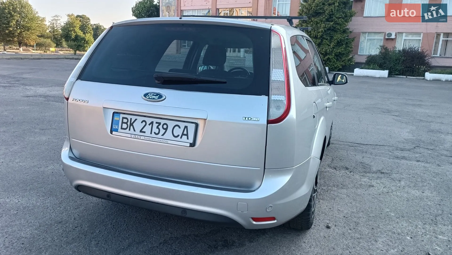 2010 Ford Focus - мініатюра 18