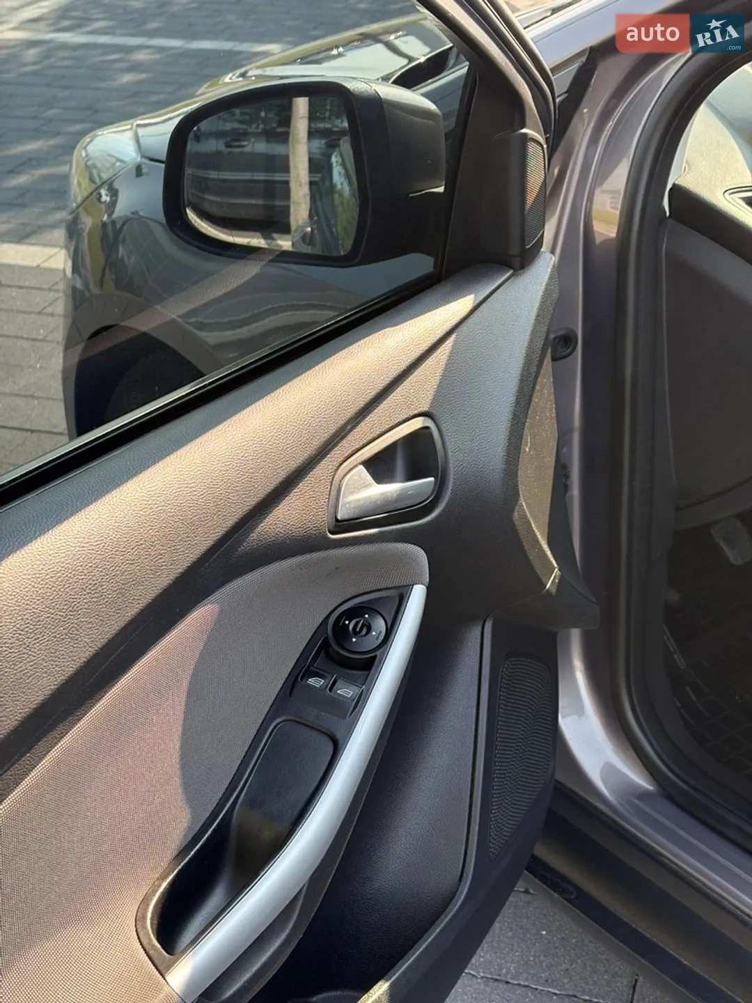 2012 Ford Focus - мініатюра 13