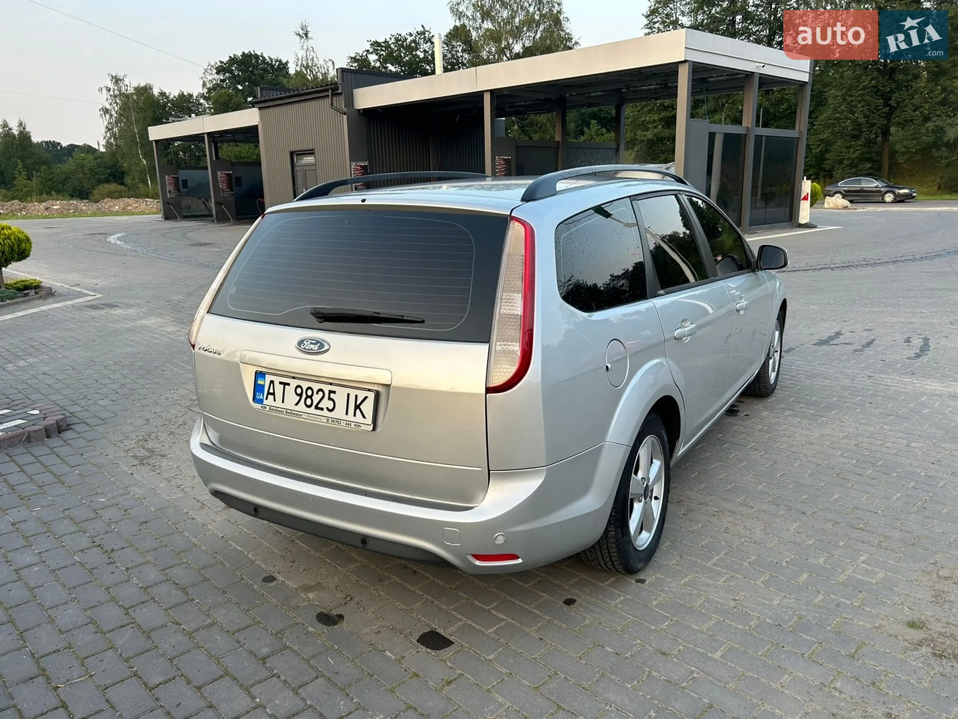 2010 Ford Focus - мініатюра 3