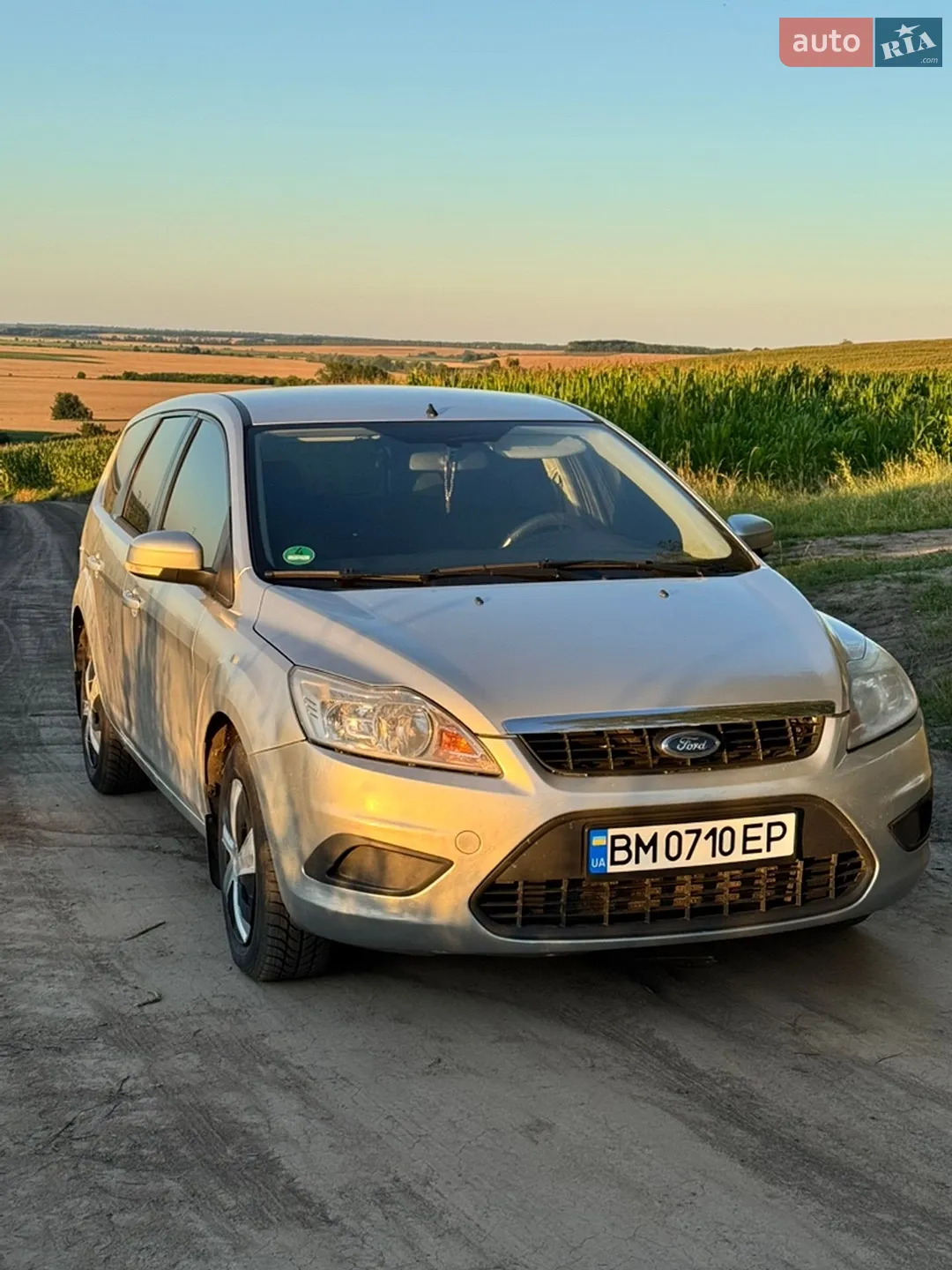 2010 Ford Focus - мініатюра 2