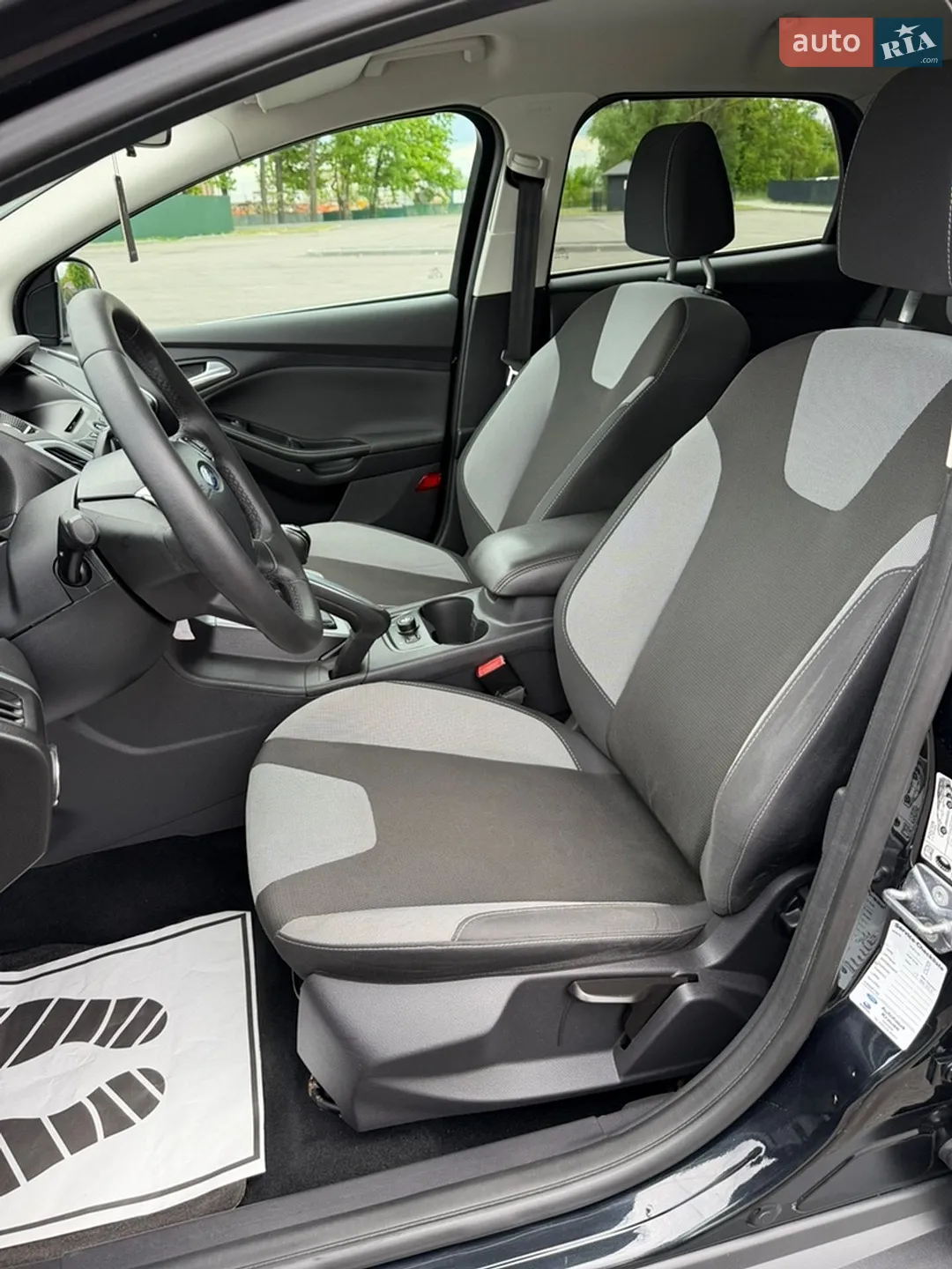 2012 Ford Focus - мініатюра 13