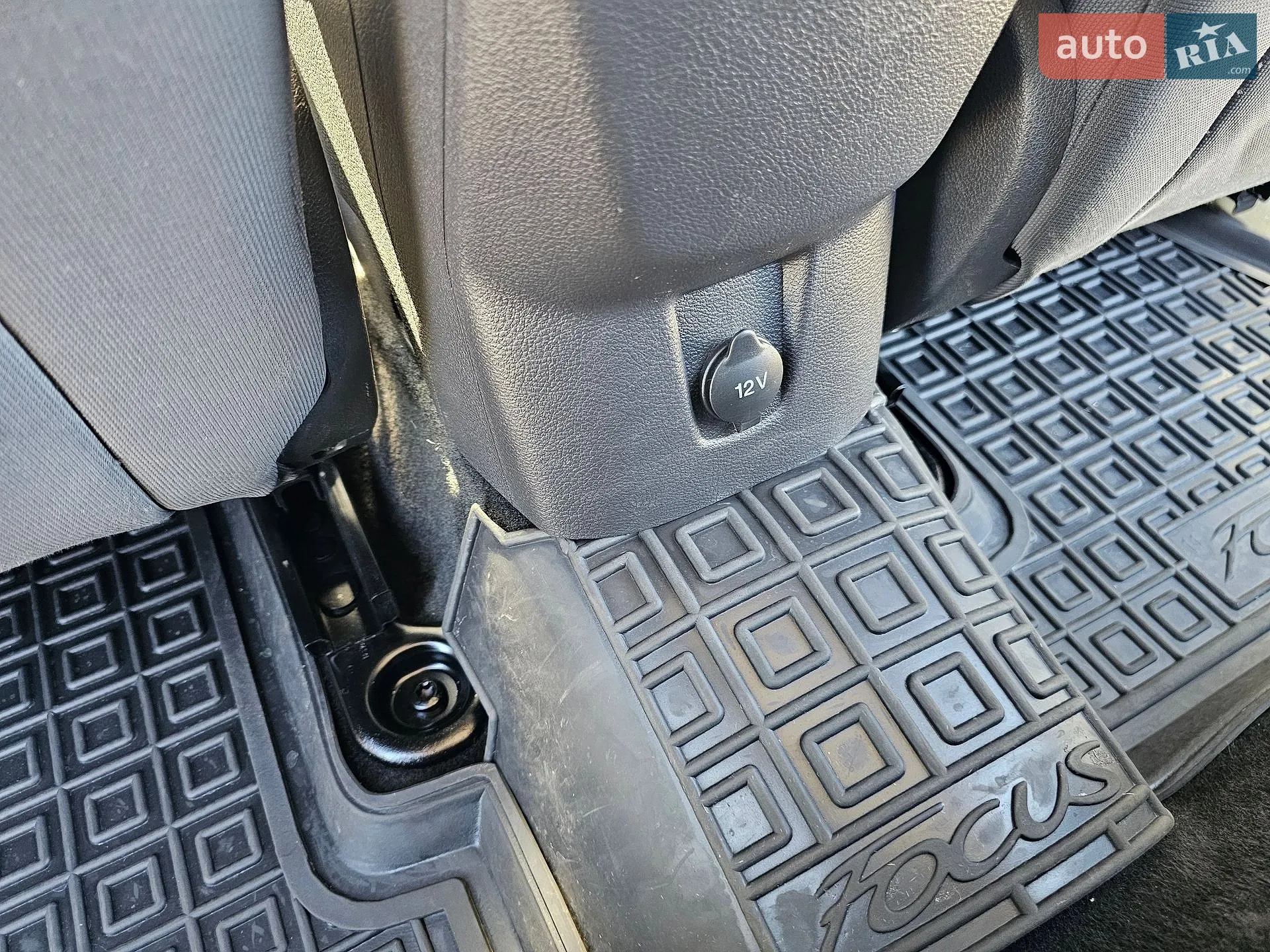 2012 Ford Focus - мініатюра 37