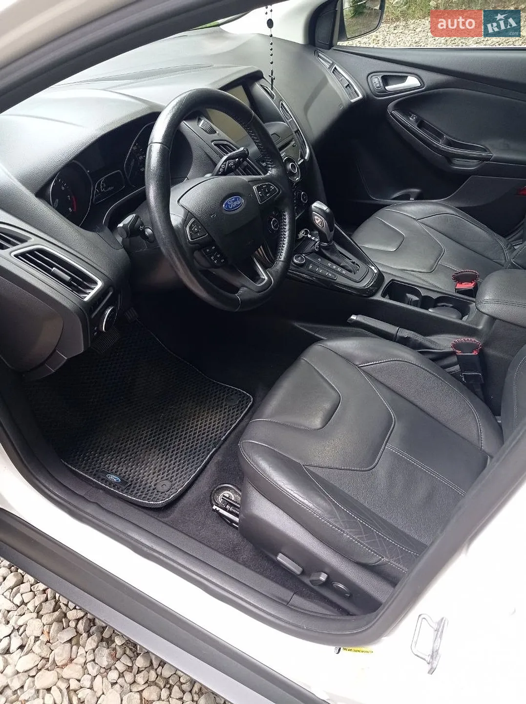 2015 Ford Focus - мініатюра 27