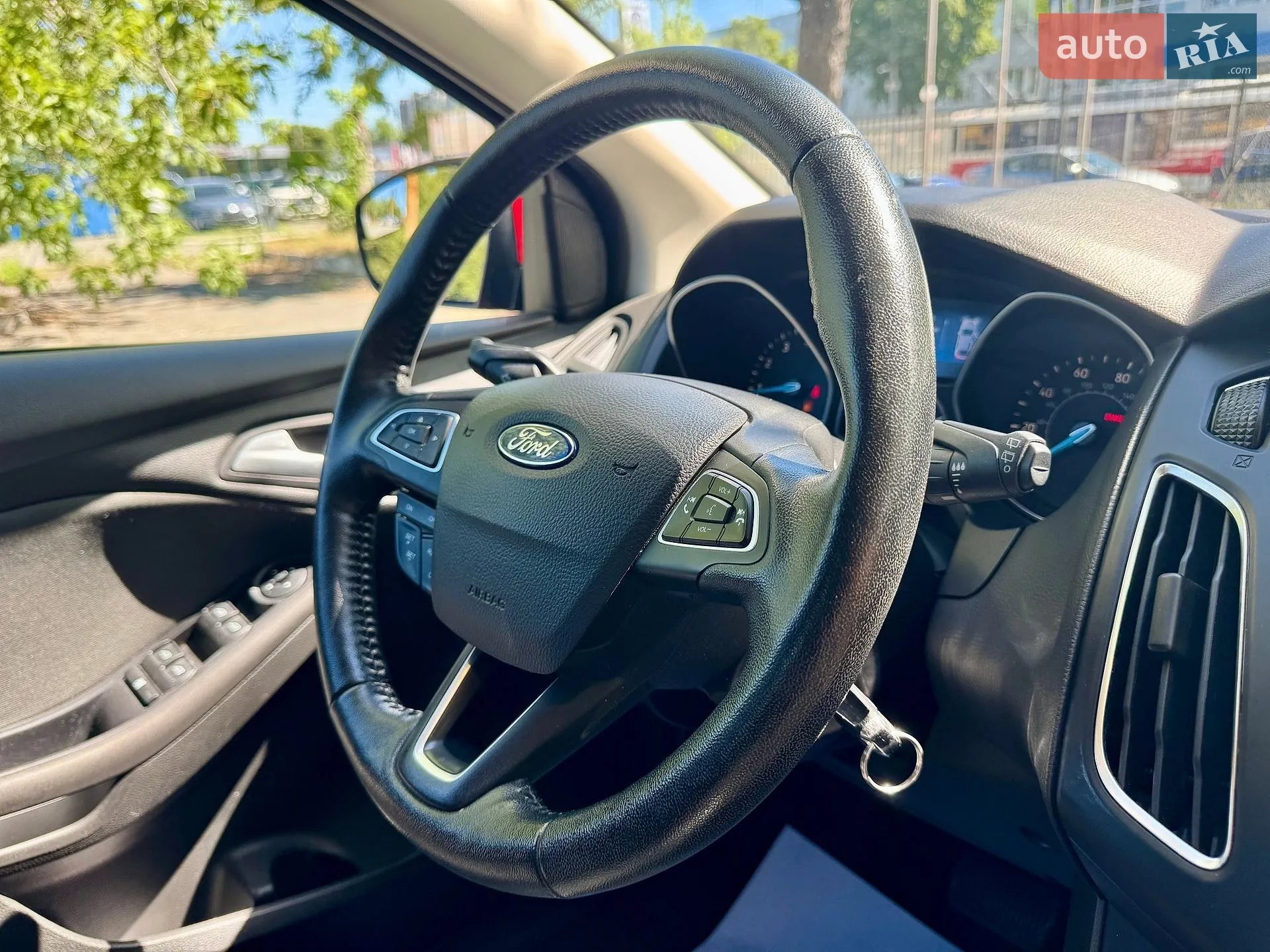 2015 Ford Focus - мініатюра 28