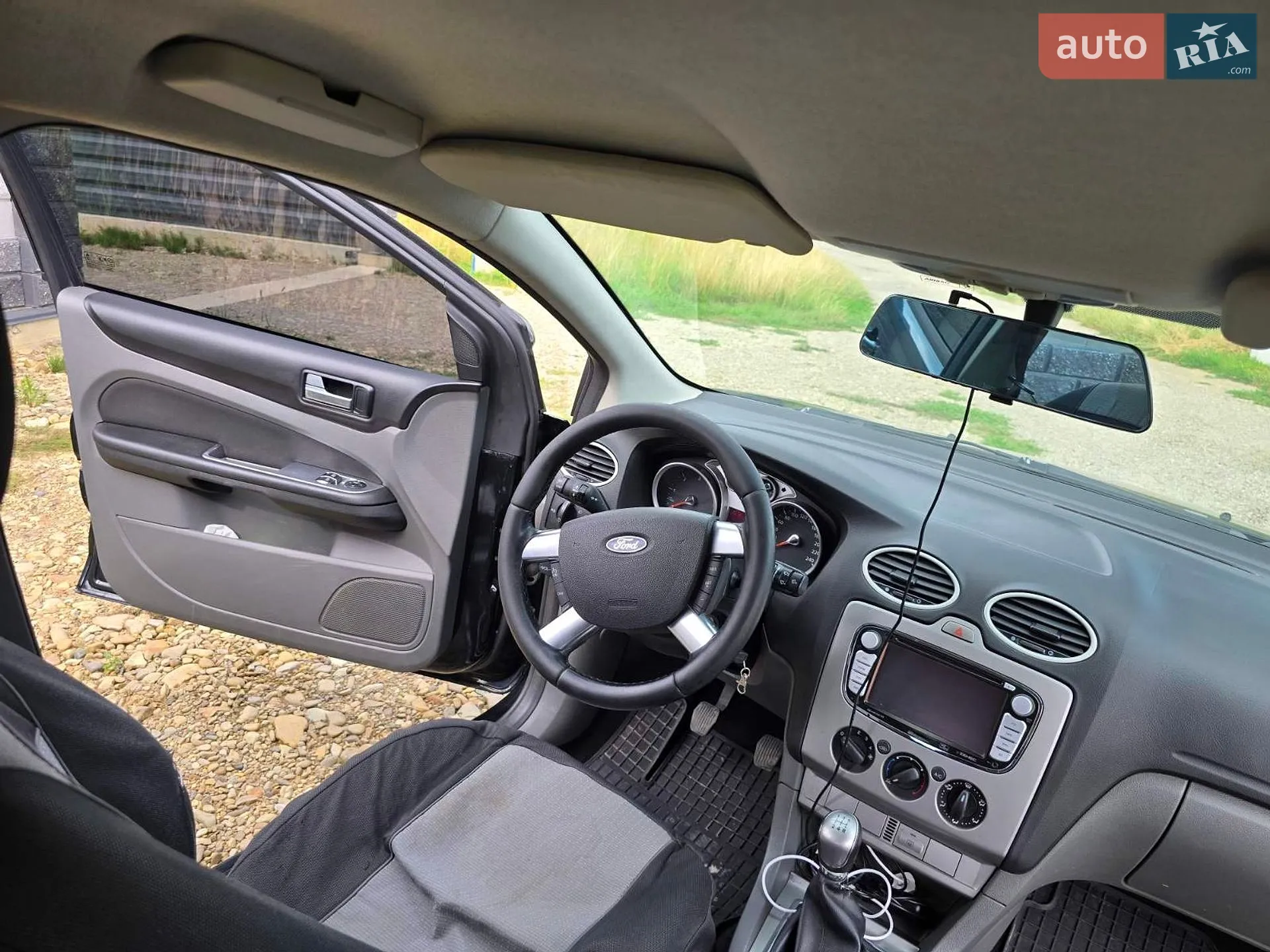 2010 Ford Focus - мініатюра 14