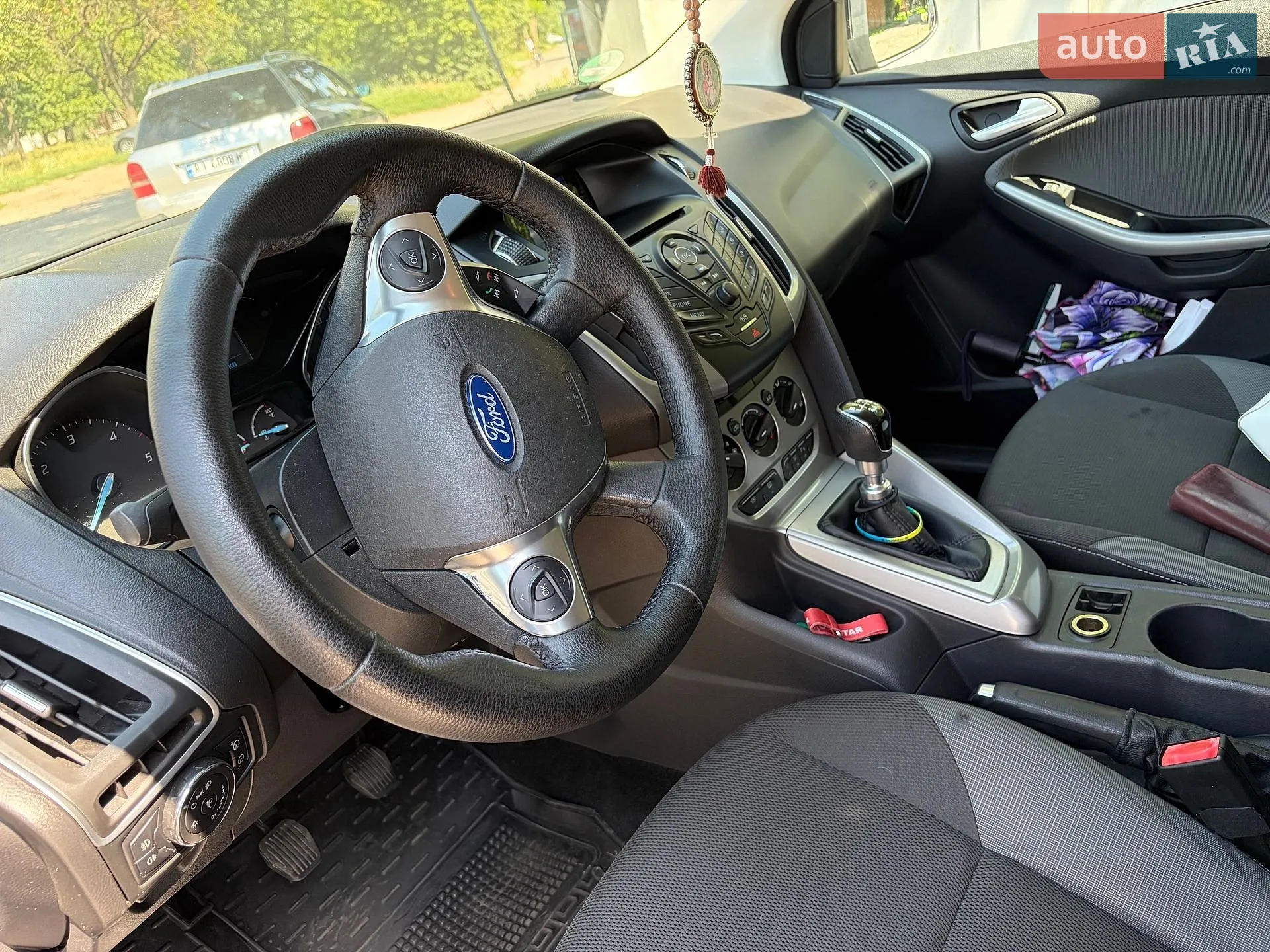 2012 Ford Focus - мініатюра 2