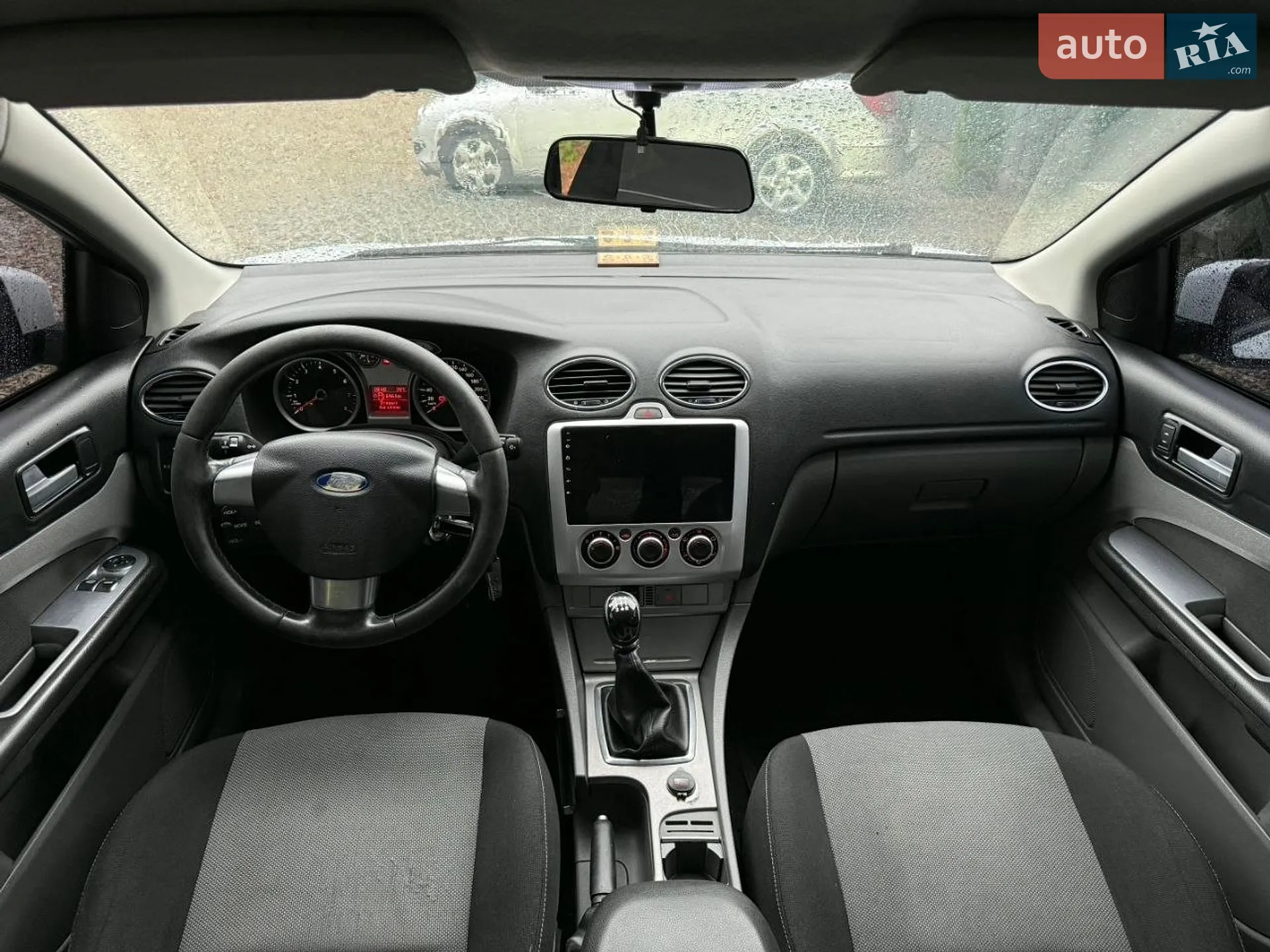 2010 Ford Focus - мініатюра 6