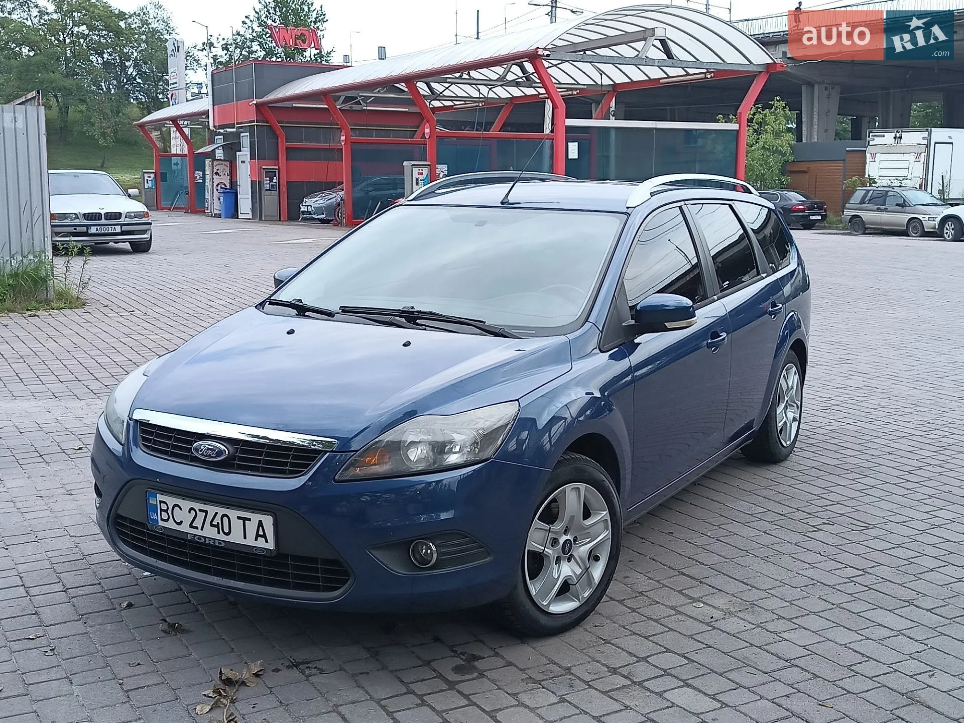 2010 Ford Focus - мініатюра 2
