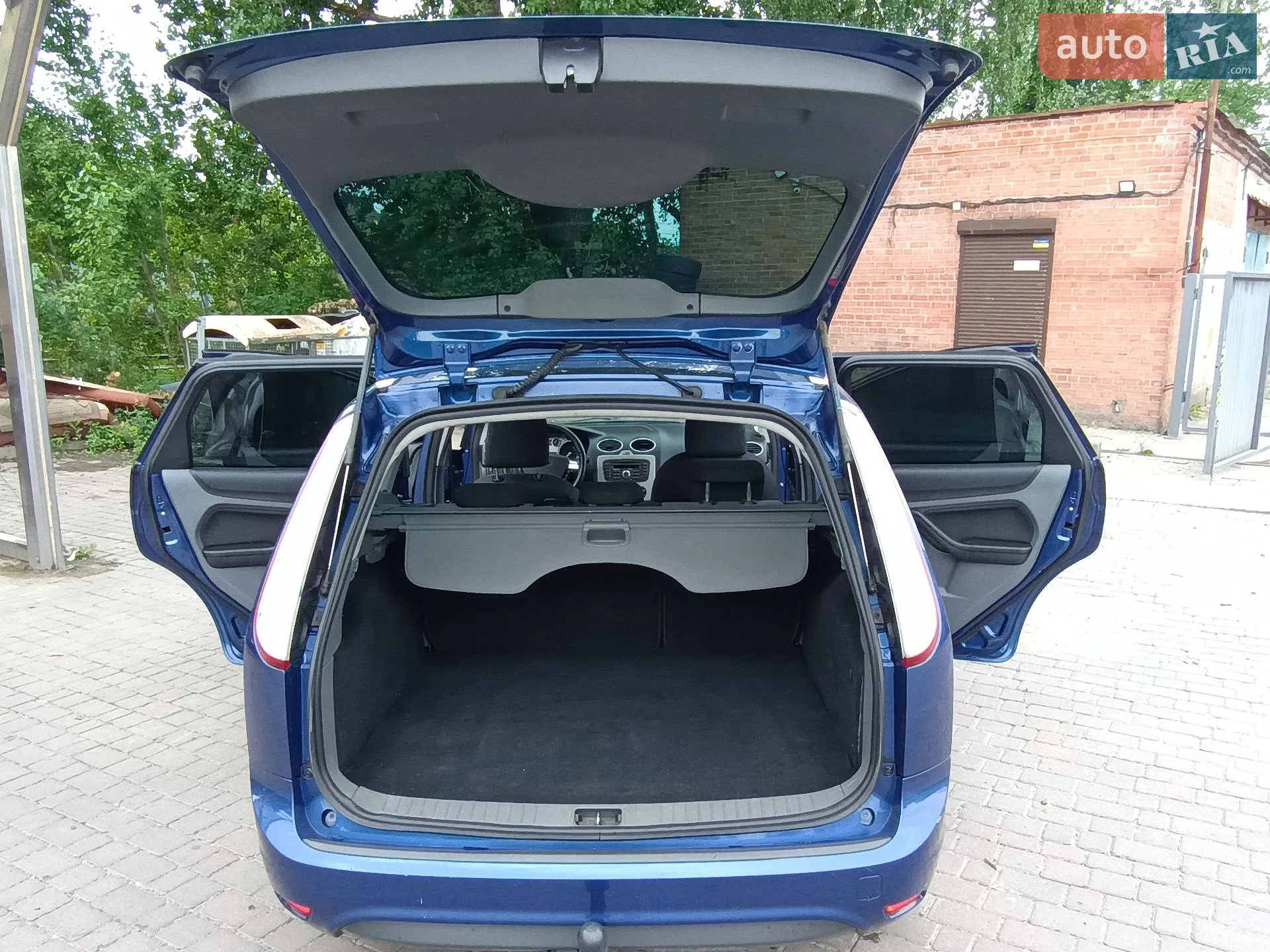 2010 Ford Focus - мініатюра 12