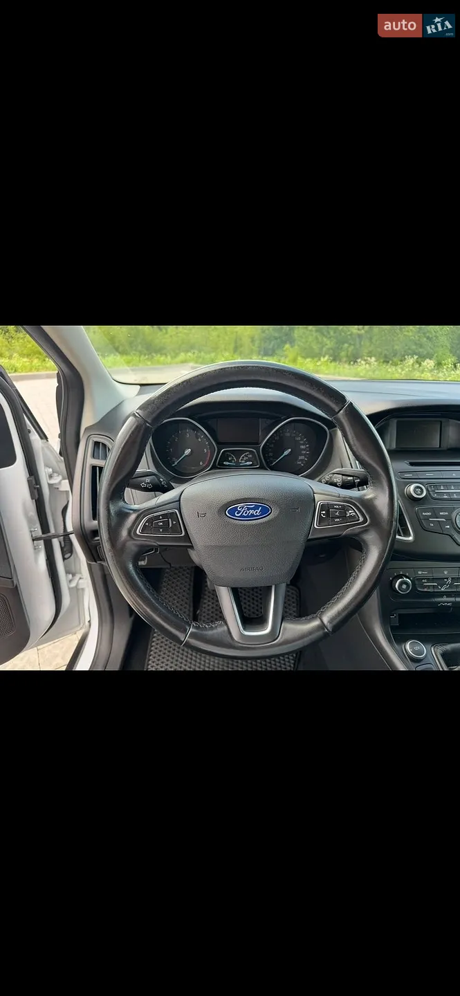 2015 Ford Focus - мініатюра 13
