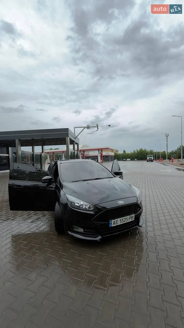 2017 Ford Focus - мініатюра 2