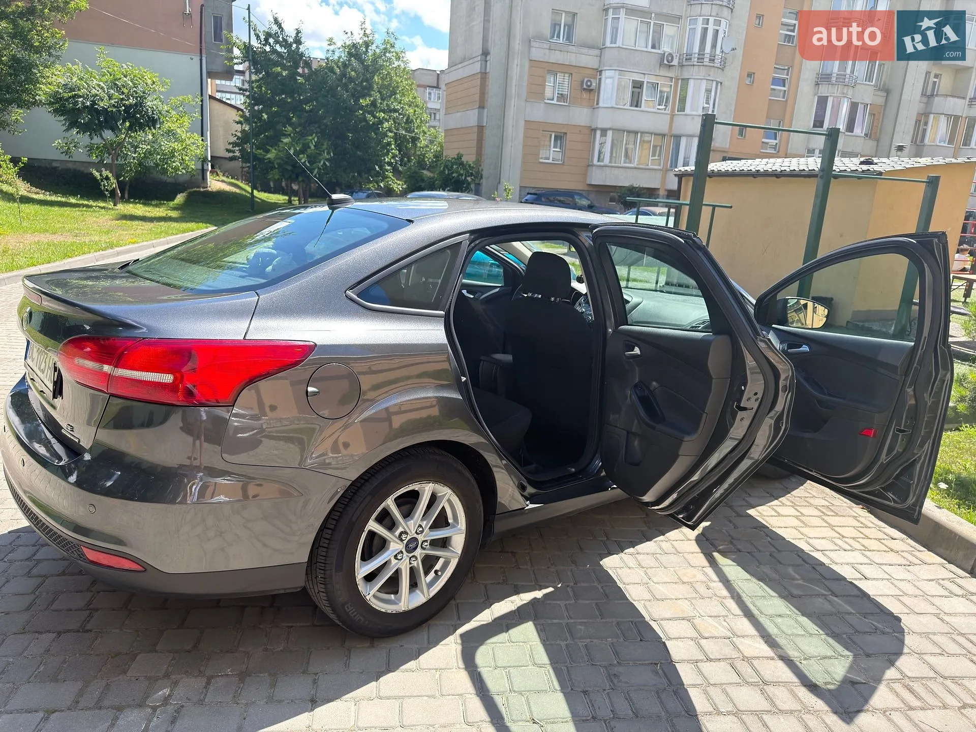 2015 Ford Focus - мініатюра 2