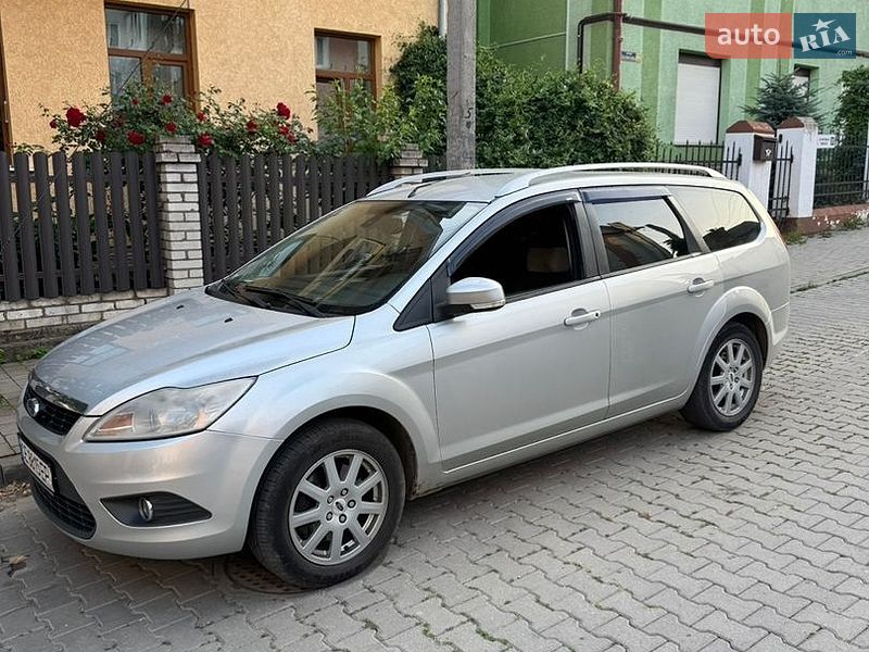 Універсал Ford Focus 2009 в Чернівцях