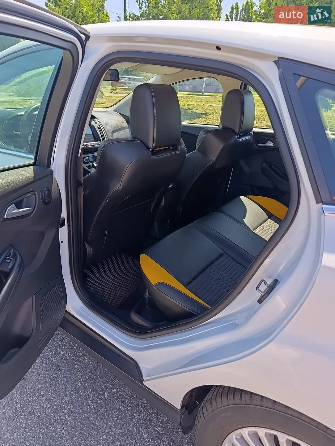 2013 Ford Focus - мініатюра 11