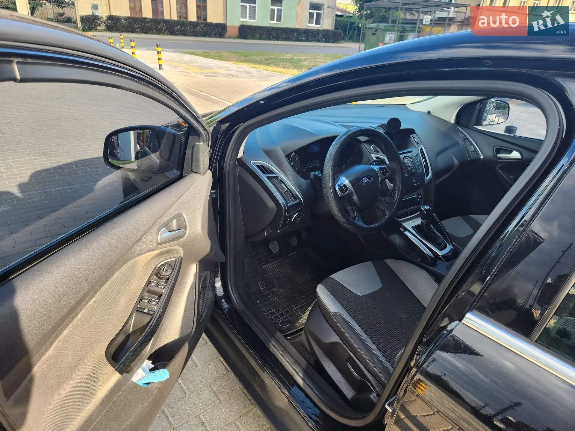 2012 Ford Focus - мініатюра 9