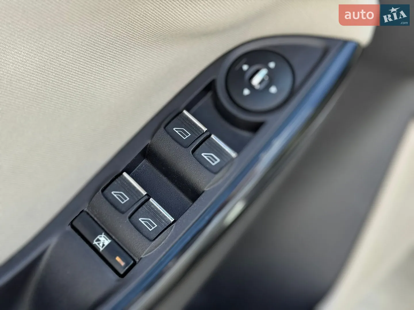 2013 Ford Focus - мініатюра 17