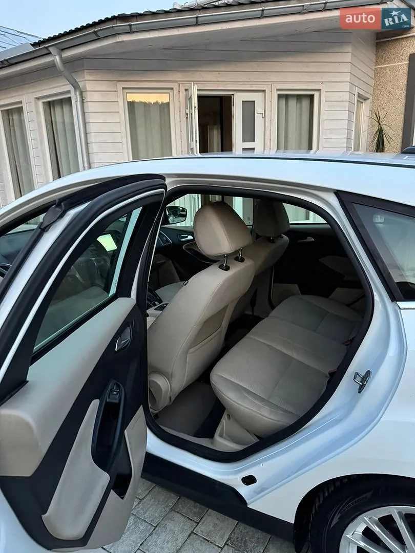 2013 Ford Focus - мініатюра 14