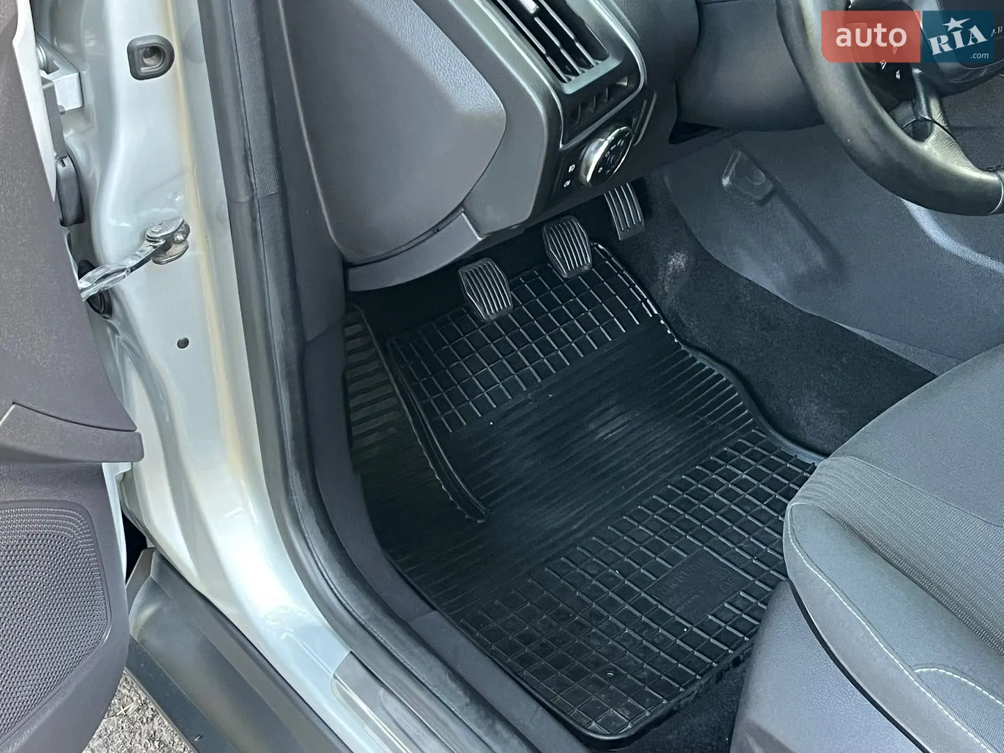 2012 Ford Focus - мініатюра 36