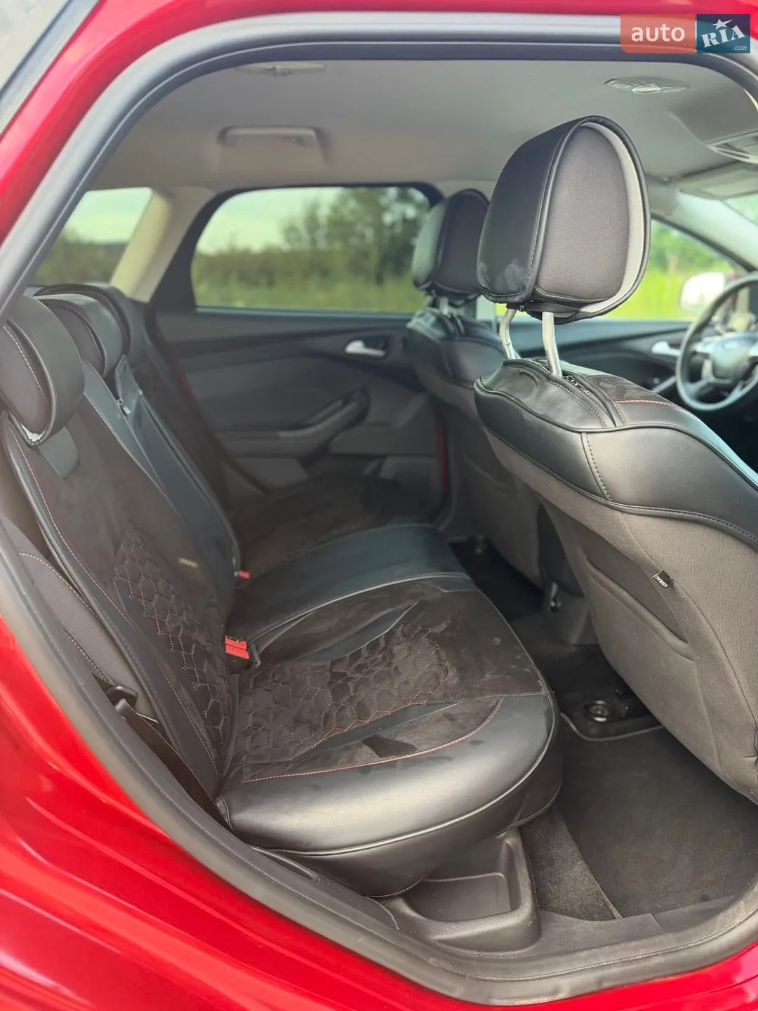 2011 Ford Focus - мініатюра 15