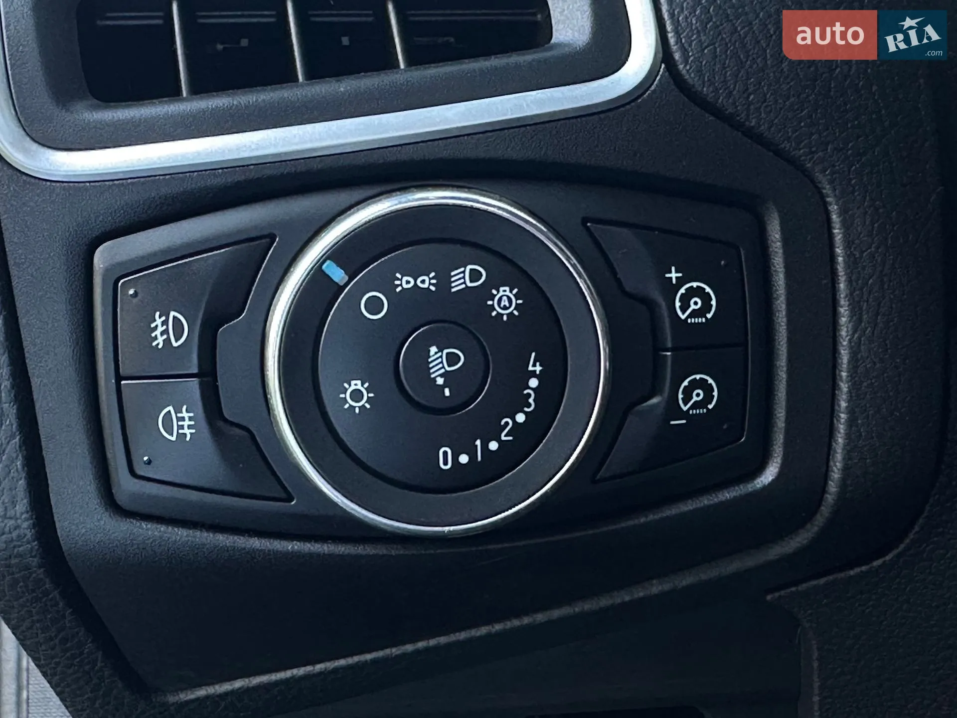 2012 Ford Focus - мініатюра 23