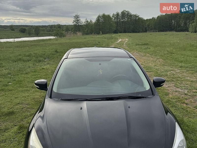 Седан Ford Focus 2016 в Богуславе