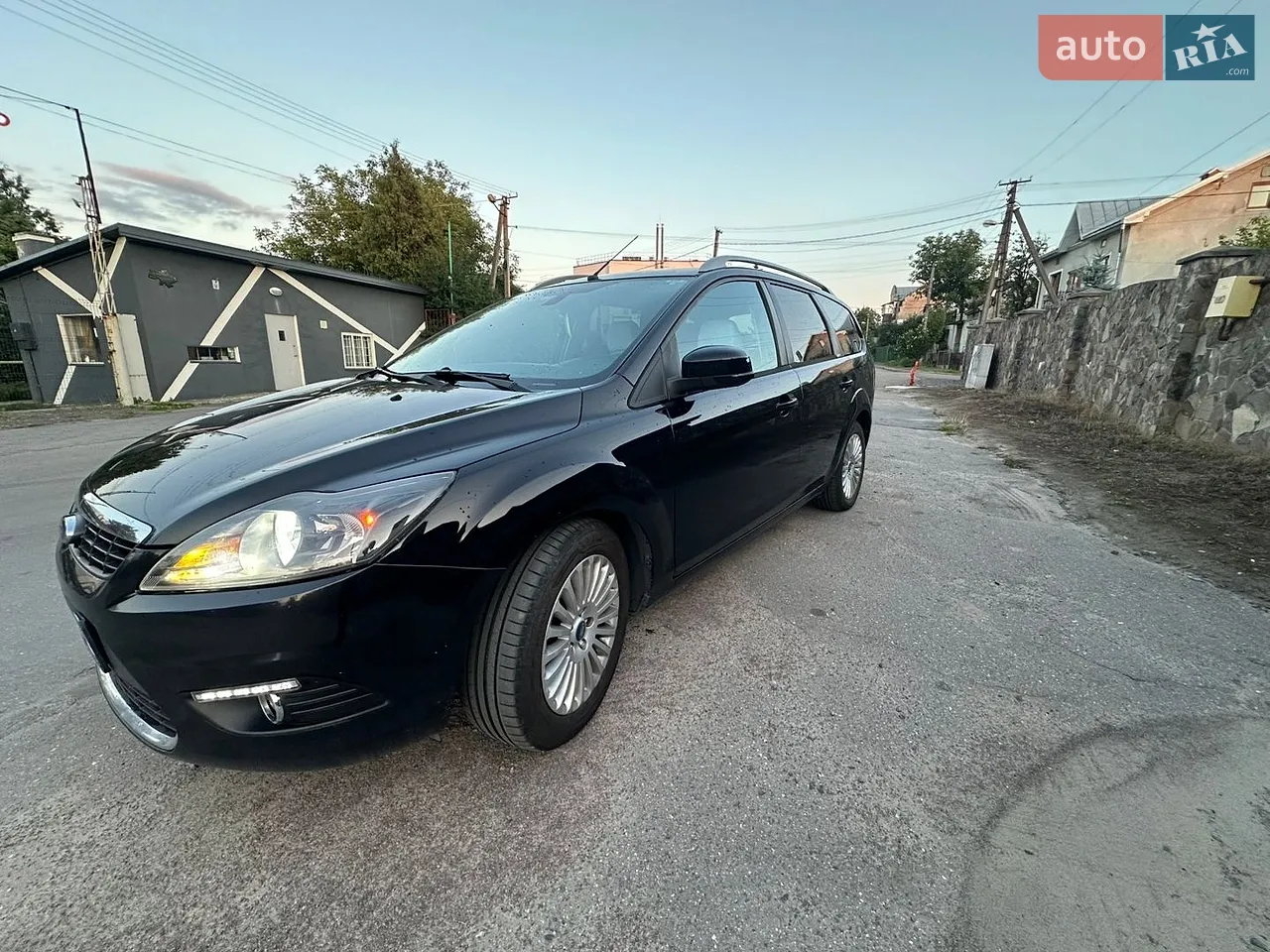 2010 Ford Focus - мініатюра 16