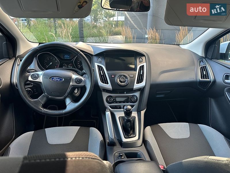 Седан Ford Focus 2012 в Ивано-Франковске