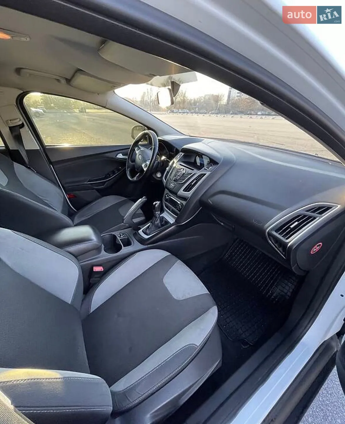 2012 Ford Focus - мініатюра 2