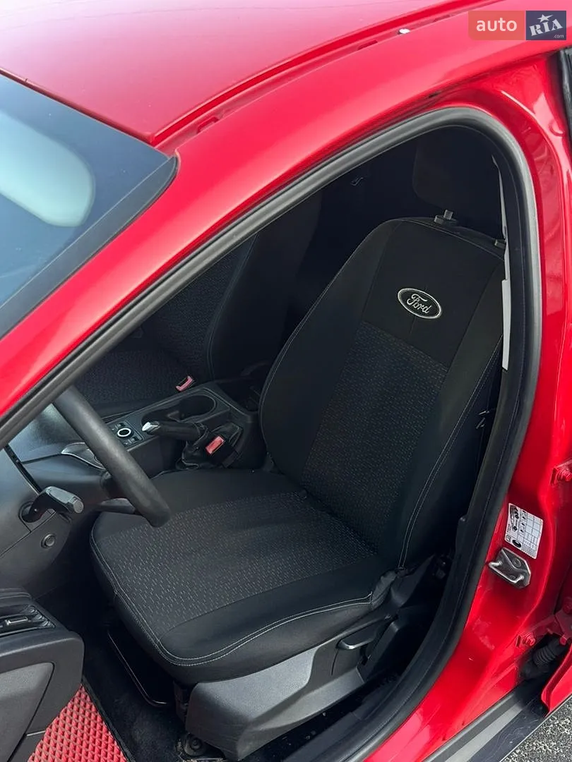 2013 Ford Focus - мініатюра 13