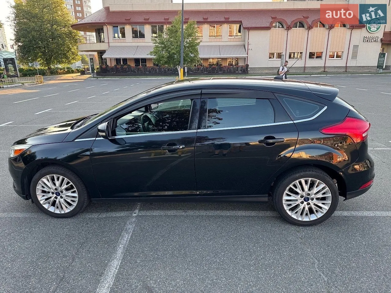 2017 Ford Focus - мініатюра 17