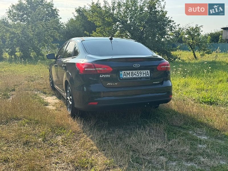 Седан Ford Focus 2015 в Коростене фото 2 Седан Ford Focus 2015 в Коростене