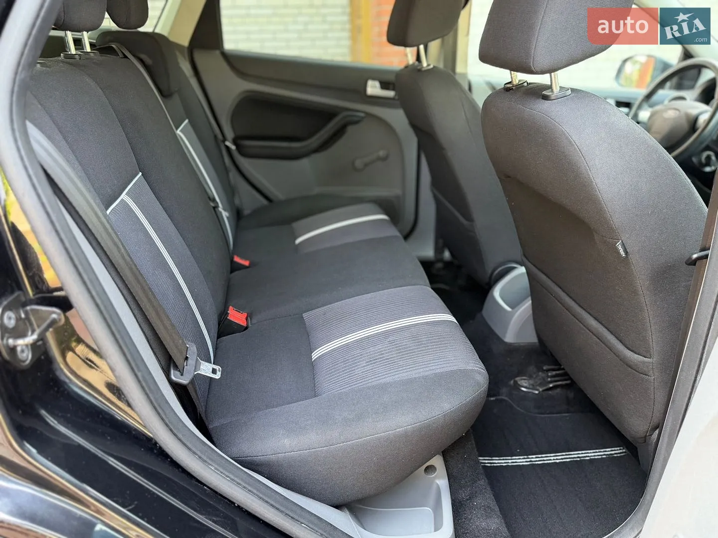 2011 Ford Focus - мініатюра 33