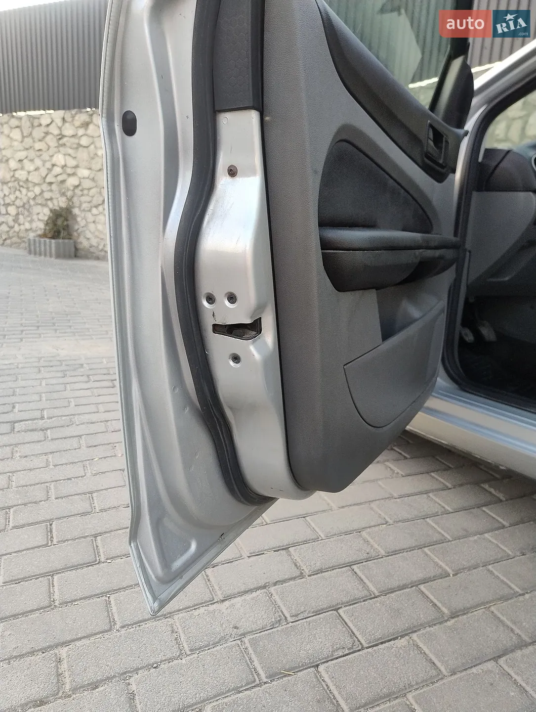 2010 Ford Focus - мініатюра 17