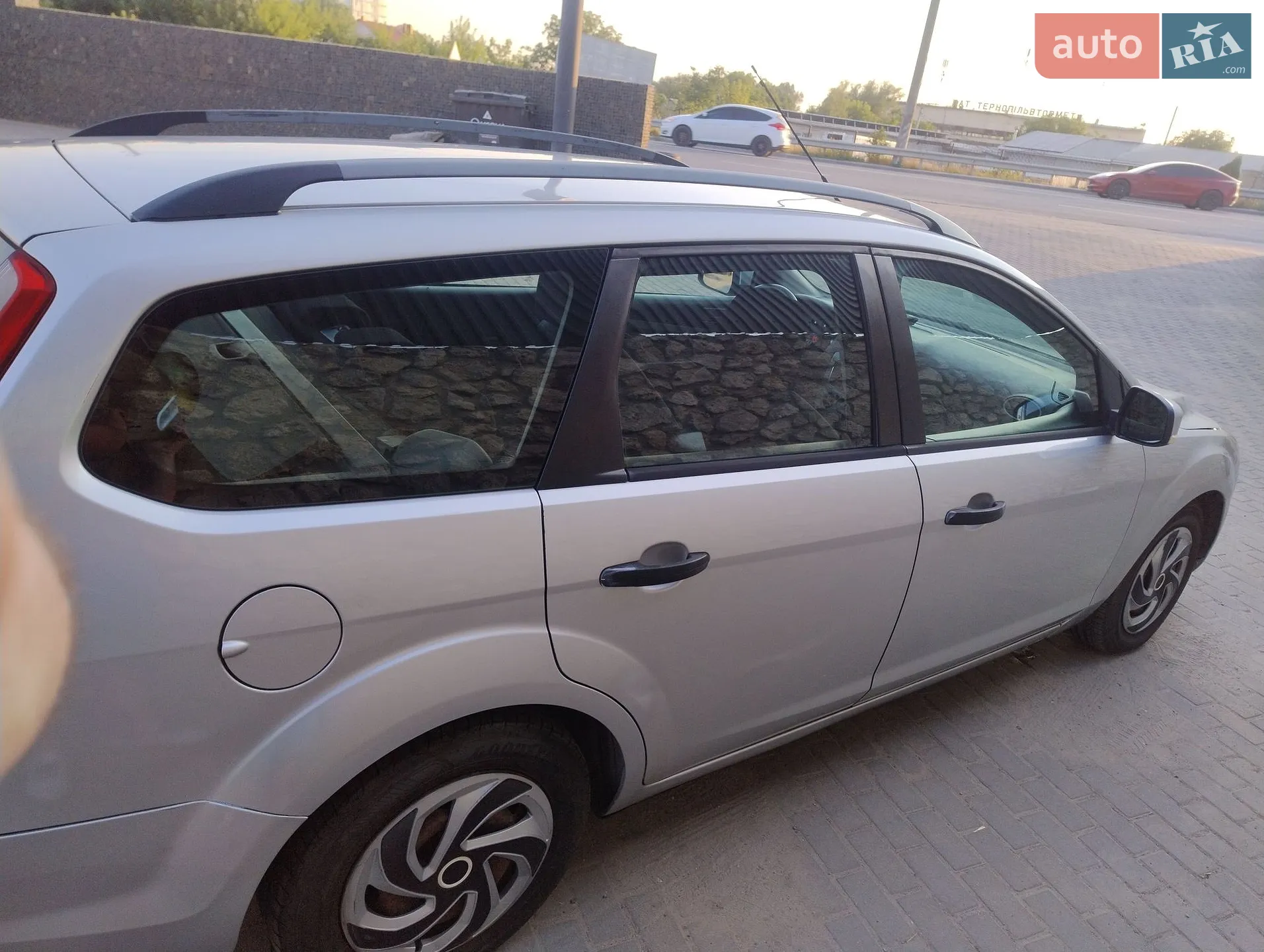 2010 Ford Focus - мініатюра 26
