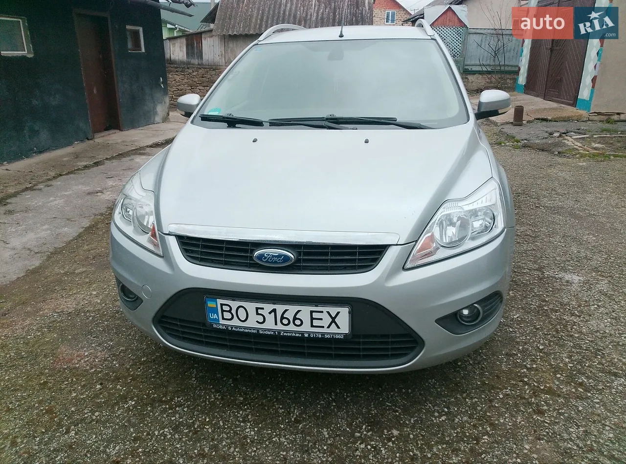 2010 Ford Focus - мініатюра 8