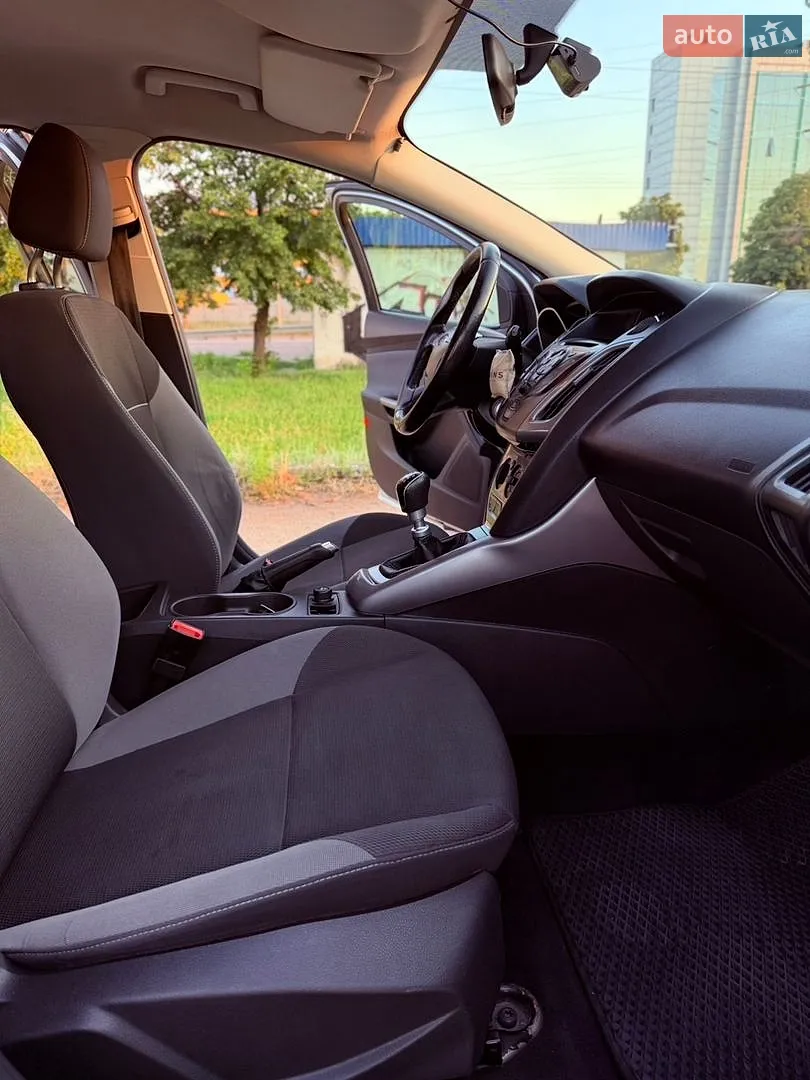 2013 Ford Focus - мініатюра 19