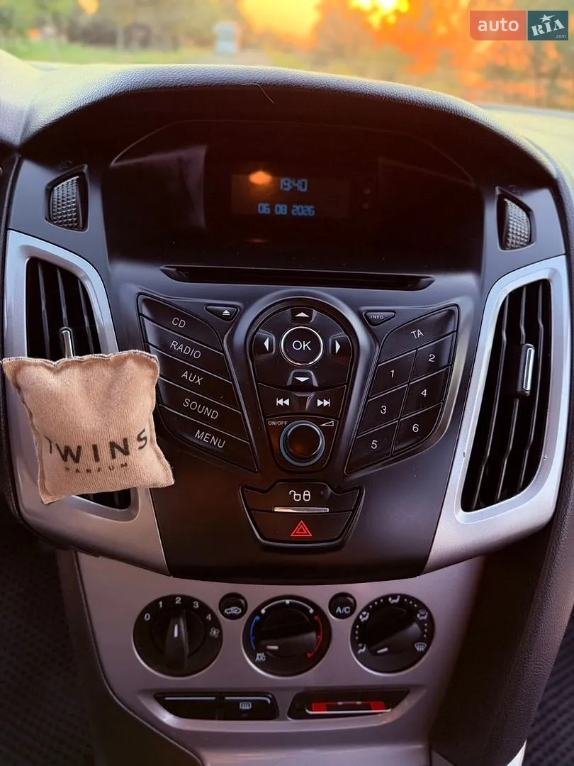 2013 Ford Focus - мініатюра 21