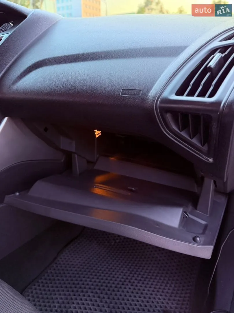2013 Ford Focus - мініатюра 26