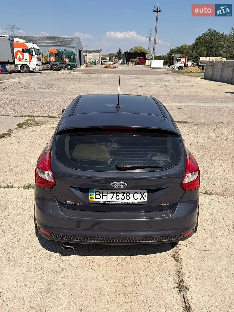 2011 Ford Focus - мініатюра 8