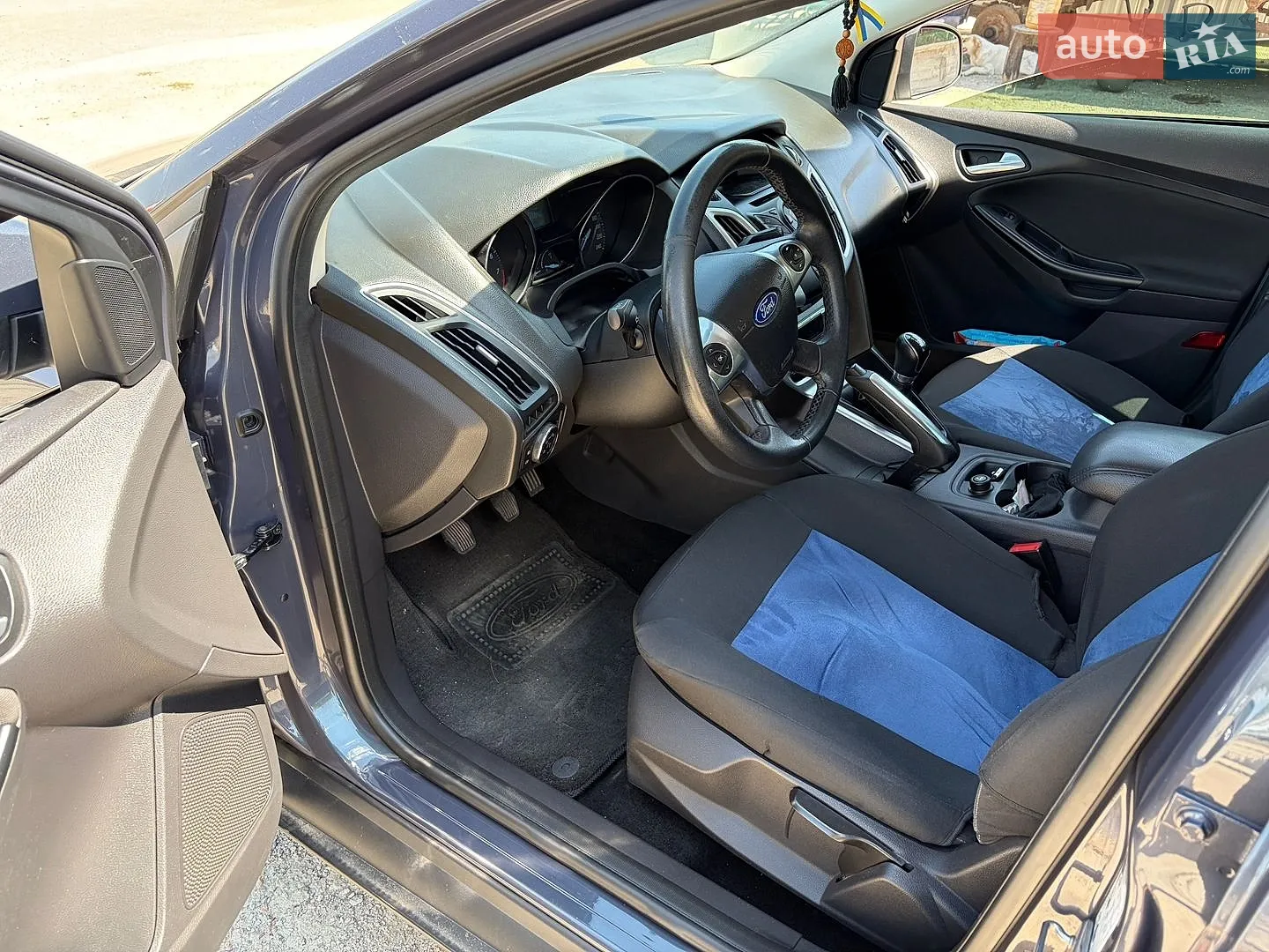 2011 Ford Focus - мініатюра 11