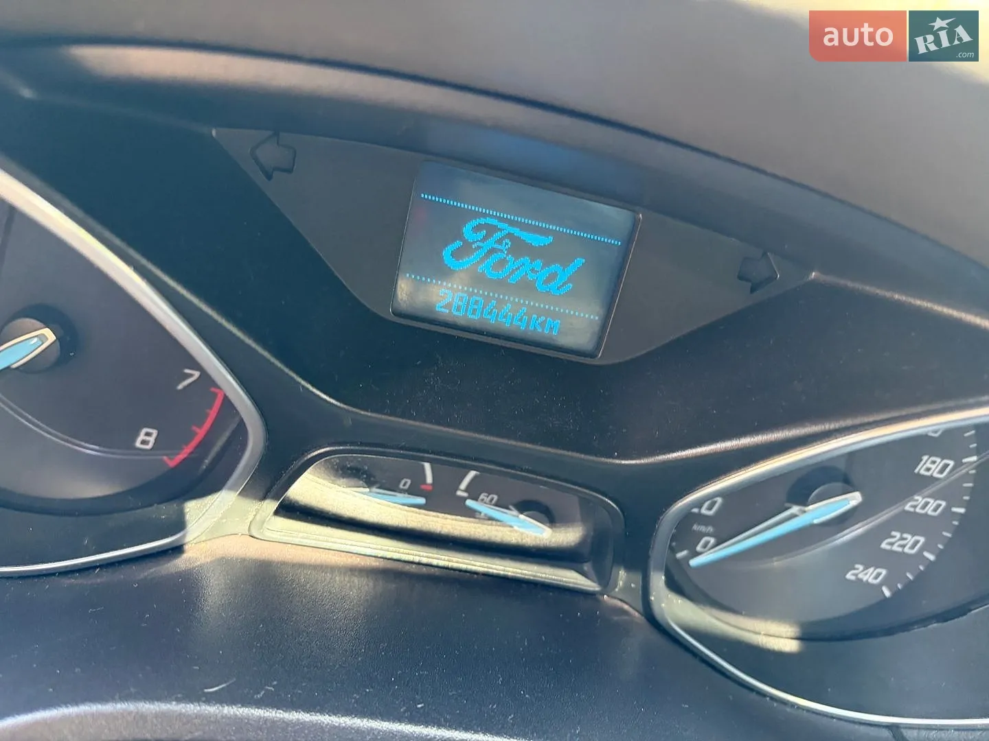 2011 Ford Focus - мініатюра 12