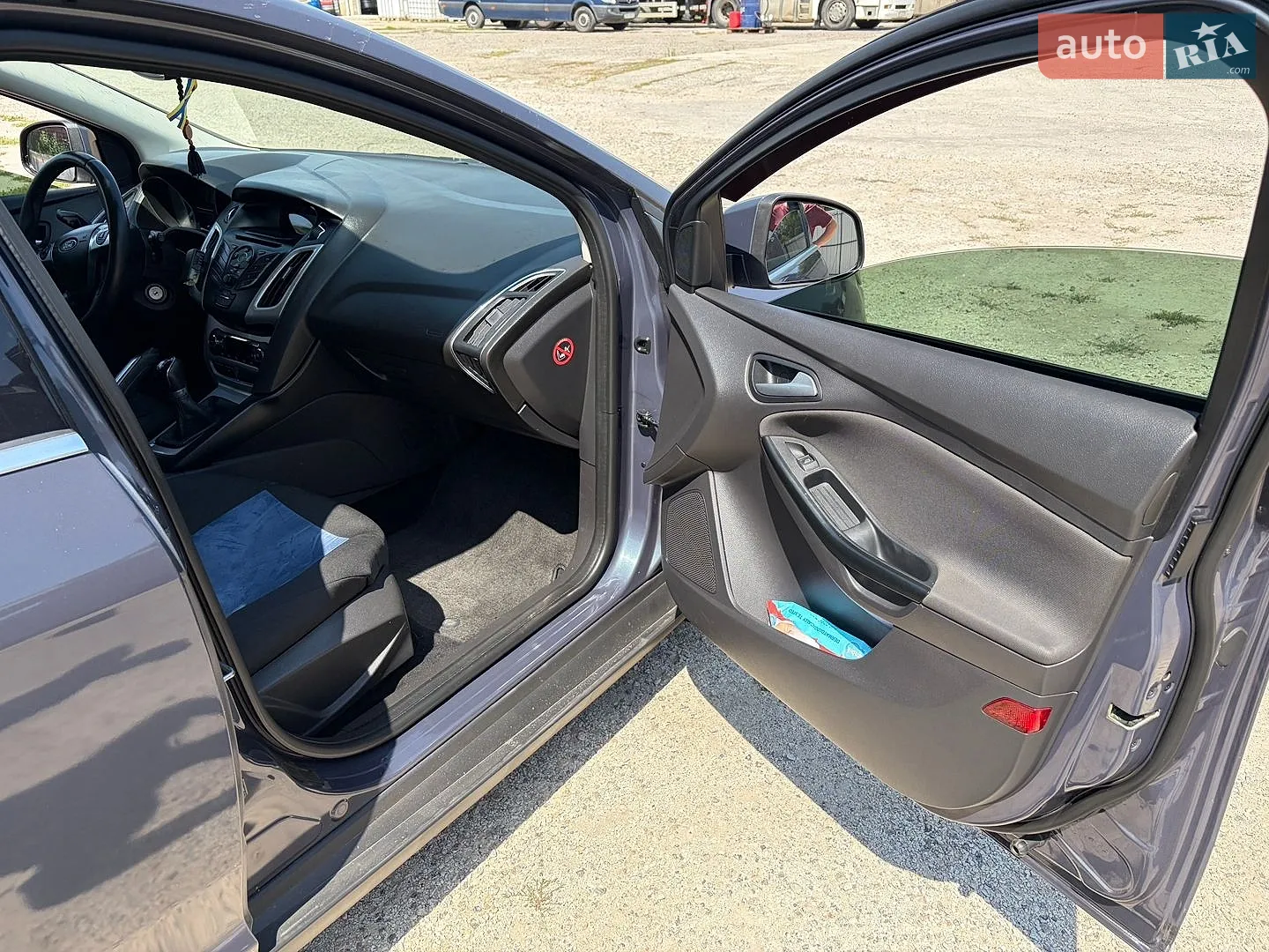 2011 Ford Focus - мініатюра 10