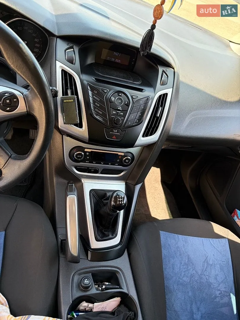 2011 Ford Focus - мініатюра 17