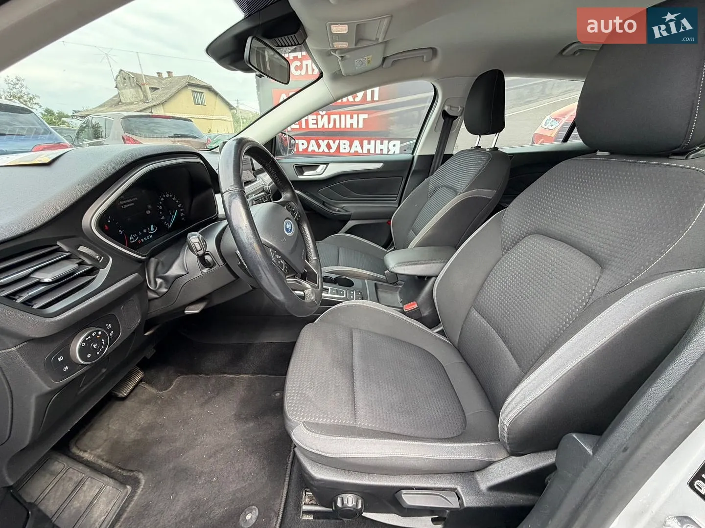 2019 Ford Focus - мініатюра 9
