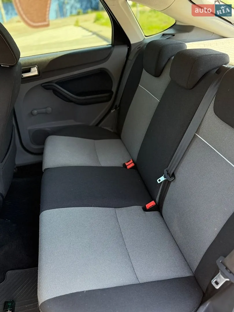 2011 Ford Focus - мініатюра 21